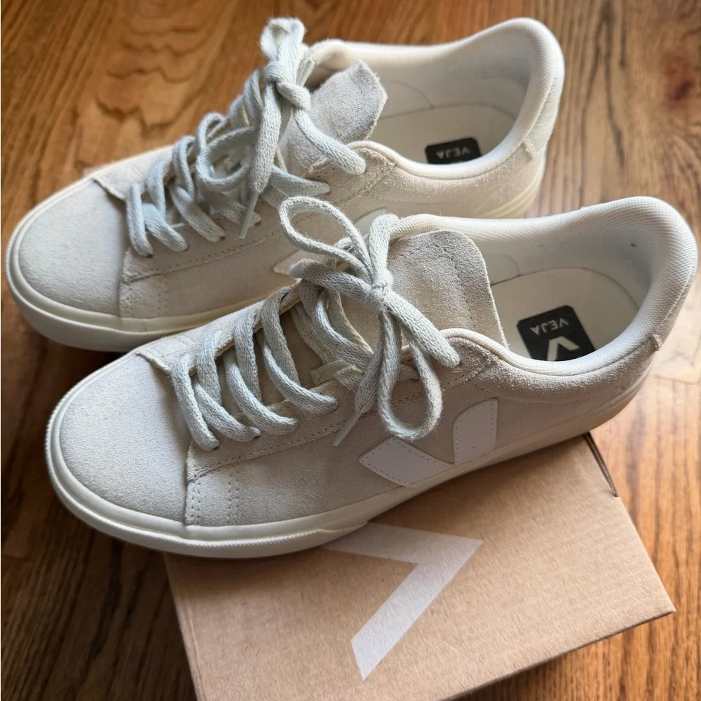 Veja Campo Sneaker Natural White - Women’s - Picture 7 of 13